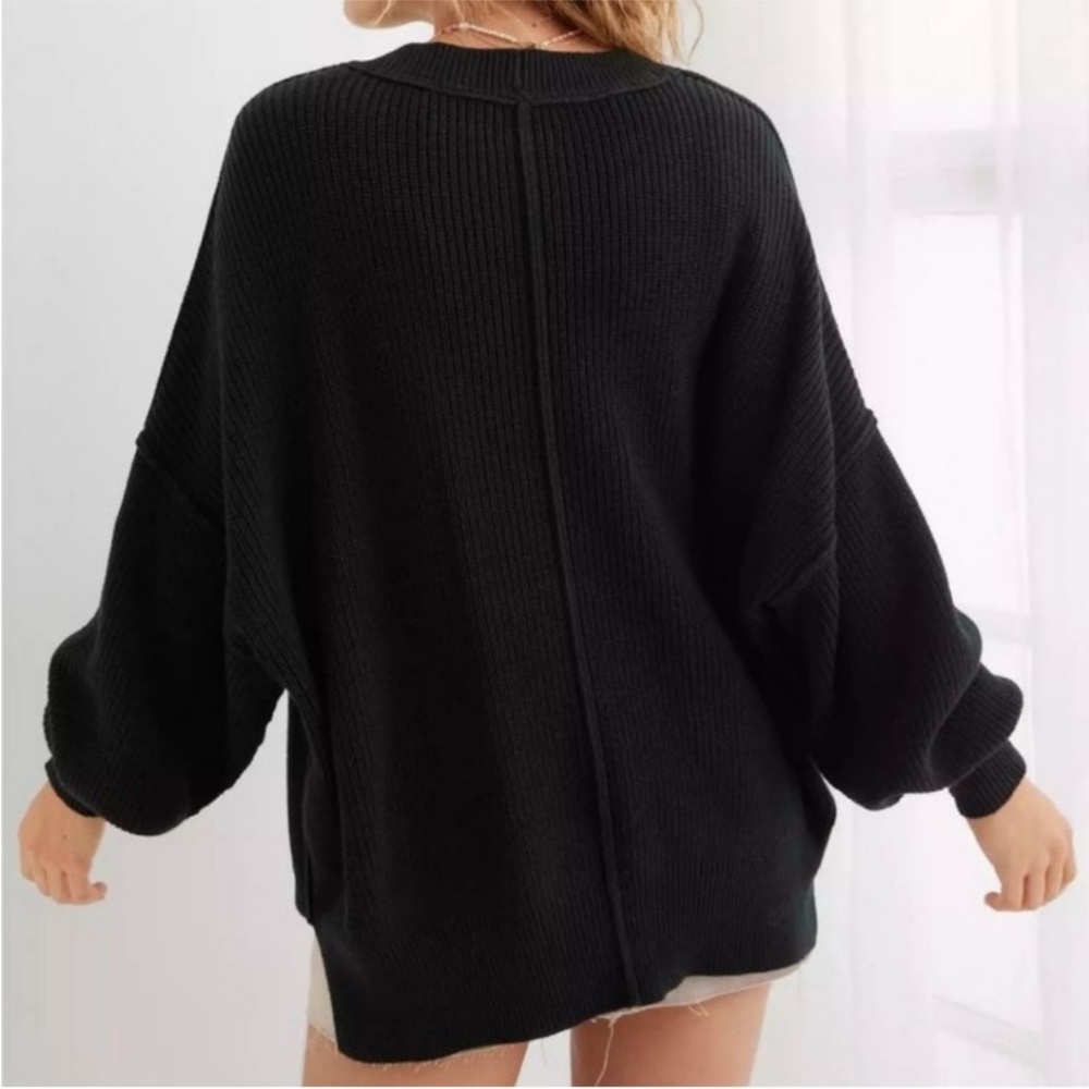 Aerie Beyond Sweater Black - Picture 2 of 10